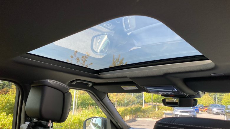 Land Rover Discovery 3.0 D300 R-Dynamic HSE 5dr Auto Diesel Station Wagon